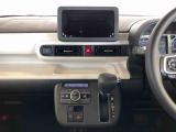 温度を設定すれば、自動で車内の温度管理をしてくれる優れものです♪ATミッションで運転楽々