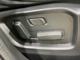 【パワーシート】スイッチ一つで簡単にシートの微調整が可能!電動だから力もいりません!快適なシートポジションにセットして、快適なドライブをお楽しみください。