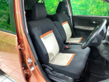 運転席シート廻りは使用感も少なく、良好な状態となっています。丁寧に使われていたことがよくわかりますね。