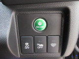 燃費を抑えるECON、横滑りを防ぐVSA等のスイッチ類は運転席の右側、手の届きやすい位置にあります。