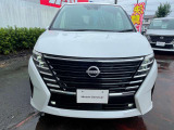 店頭にお越し頂きますと、これから販売前のお車も拝見することが出来ます。タイミングが良ければ予想外の車両が見つかるかもしれません☆☆☆