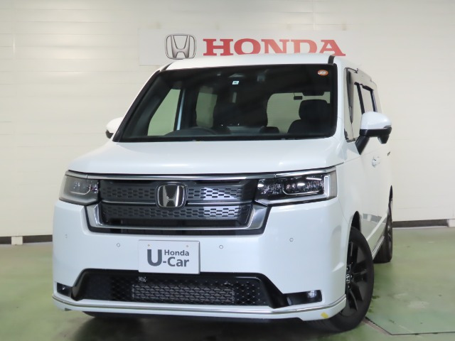 ステップワゴン 1.5 スパーダ サイドリフトアップシート 4WD 