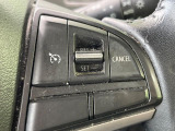【クルーズコントロール】高速道路もラクラク走行。アクセルを離しても一定速度で走行ができ、長距離運転時の負担を軽減!加速・減速も簡単なスイッチ操作で調整できます。