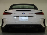 BMWのお車は、走行の安定性とコーナリングの良さを追求し、思い通りにハンドルの操作可能です。試乗車もご用意しておりますので、ぜひ&ldquo;駆け抜ける歓びをご体感ください!