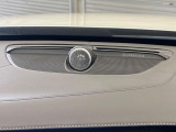 【Bowers & Wilkins】ボルボのプレミアムオーディオ。車内空間という特殊な環境に100年以上の伝統を持つイェーテボリ交響楽団の音響を再現した「コンサートモード」を搭載。