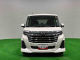 煌くメッキフロントグリルとスポーティーさが際立つ洗練されたスタイル。トールカスタムが入荷致しました。