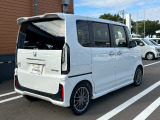 斜め後ろの画像です。是非現車をご確認ください!