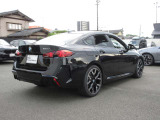 BMW・MINI認定中古車には2年間または1年間の無料保証を付帯。ご購入後も安心して、BMW・MINIならではの走りをお楽しみいただけます。