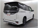 クルマの状態を徹底検査して公開!中古車は1台ずつコンディションが違います。トヨタでは中古車の総合評価や内外装の状態などをひと目で分かるよう、プロの検査員が実施した車両検査証明書をご用意しています。