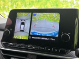 後方状況を鮮明に映し出すバックモニター。狭い道での運転や駐車が格段に楽になります。安全確認をしっかり行いましょう。