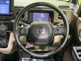 【純正革巻きステアリング】上質な革を使用することで、手にしっかり馴染みとても運転しやすいハンドルです♪