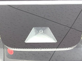 【ホンダセンシング】走行中に前方の車両等を認識し、衝突しそうな時は警報とブレーキで衝突回避と被害軽減をアシスト。より安全にドライブをお楽しみいただけます。