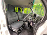 運転席シート廻りは使用感も少なく、良好な状態となっています。丁寧に使われていたことがよくわかりますね。