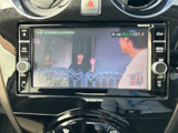 停車中にテレビや映像を楽しめる機能が備わっています。休憩時間などにリラックスできます。ドライブの合間に気分転換できます。