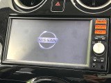 【メーカー純正ナビ】インテリアに溶け込むスタイリッシュな「専用設計」メーカーナビを装備♪視認性や操作性など基本性能にも優れ、より上質なカーライフをお楽しみいただけます。
