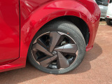 205/50R17 タイヤ+純正アルミホイールです。スタッドレスタイヤや各種オプションのご注文も承っております(^^)!