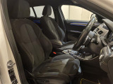◆LIBERALAは、輸入車選びの新たなスタイルを提案するインポート・セレクト・ブランドです。オーナー様となる方がクルマから直接感じる感性を第一にした、最良の一台との出会いをコーディネートいたします。