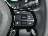◆アダプティブクルーズコントロール◆予め設定した車速内でクルマが自動的に加減速。前走車との適切な車間距離を維持しながら追従走行します。【LKAS】車線維持支援システムでステアリング操作を支援。