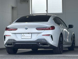 この度は弊社認定中古車をご覧いただき誠にありがとうございます。弊社はBMW 正規ディーラーですので遠方のお客様も安心してご購入下さい。ご不明な点がございましたらお気軽にお申し付けください。