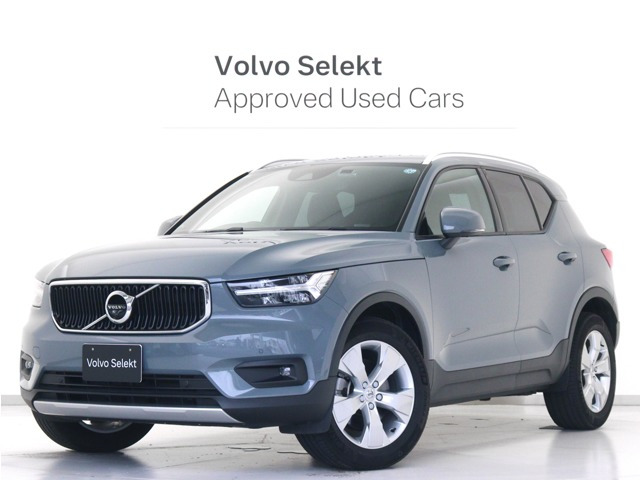 XC40  B3 モメンタム