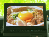 停車中にテレビや動画を楽しめる機能。休憩時間や待ち時間に、リラックスした時間を過ごせます。