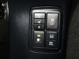 運転席・助手席は共にシートヒーター付なので、寒い日の朝の通勤も快適です♪