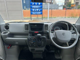 当店は中古車のプロ集団です。何かお困りのことなどございましたら、いつでもご来店ください!丁寧・親切をモットーにお客様を大切に致します!!