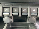 運転席から操作しやすい位置に配備されています♪