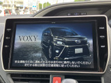 使いやすいインターフェースが、運転中の情報アクセスやエンターテイメントをサポートし、快適なドライブを盛り上げます。