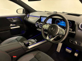 GLAクラス GLA200d 4マチック AMGラインパッケージ 4WD 