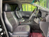 運転席シート廻りは使用感も少なく、良好な状態となっています。丁寧に使われていたことがよくわかりますね。