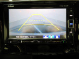 リヤカメラを装備しています。駐車時や後退時に後方を確認出来て便利です。