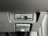 ETC車載器付きです♪高速道路をスイスイと通過!で、キャシュレス!クルマは料金所をノンストップで通過することができます☆