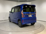 ご納車までの期間ですが、県内のお客様は2、3週間、県外のお客様は3、4週間ほどでご納車が可能となります。但し、お支払いや書類の状況によっては多少の前後もありますので、その際には何卒ご了承下さい。