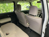 3列目シートは、いざという時に重宝します。空間を有効活用できる設計で、荷物も積むことができます。多様なニーズに対応できる一台です。