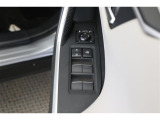 スイッチ類もきれいに。車内もボディも隅々までクリーニング。