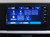 純正ナビを装備。タッチパネル式で使いやすく、お出かけもラクラクです。