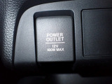 アクセサリーソケット機能付きです。消費電力120W(10A)以下のアクセサリーに、直流12Vの電源を供給します。