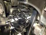 お車を安心してお乗りいただく為には、足回りの定期点検が欠かせません。サービスサポート(有償保証)では無料点検もご提供しており、安心のカーライフをお過ごしいただけるサポート体制が整っています。