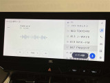 いまや必須装備「ナビゲーション」搭載!知らない場所にスイスイッとドライブ。もう、これなしではハンドルを握れませんね!でも運転中の操作は危険ですのでご注意ですね☆