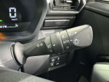 【オートライト】車外の明るさに応じて自動的にライトの点灯・消灯をしてくれます