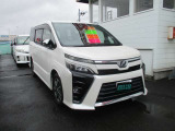 ヴォクシー 2.0 ZS 4WD 