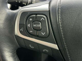 ステアリングスイッチ装備!運転しながら手元でオーディオの操作などができます。