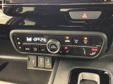 フロント両席にはシートヒーターが付いています!寒い日に便利な装備ですね。