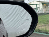 ★ブラインドスポットモニター★隣を走る車両をレーダーで検知、ドアミラー内のLED灯が点灯し車線変更のサポートをします!
