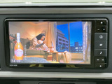 見やすい地図画面で、スムーズなナビゲーションを実現。渋滞情報も表示されるので、効率的なルート選択が可能です。運転をサポートします。