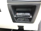 ETCが装着されています。再セットアップ後高速道路の料金所をノンストップで通過できて大変便利です。
