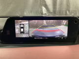360度モニターは、4つのカメラによる前後左右・俯瞰映像でドライバーからは見えない領域の危険認知をサポート!全周囲の死角を減らし、狭い駐車場や幅寄せ、T字路の進入などの運転の安心感を高めます!