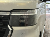 LEDヘッドライトは、点灯の瞬間から最大光量を発揮し、突然暗くなるトンネルなどでの安定感を高めます。
