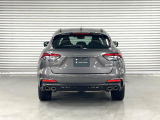 もちろんサラウンドビューモニター+パークセンサーを搭載。駐車時の不安を軽減。